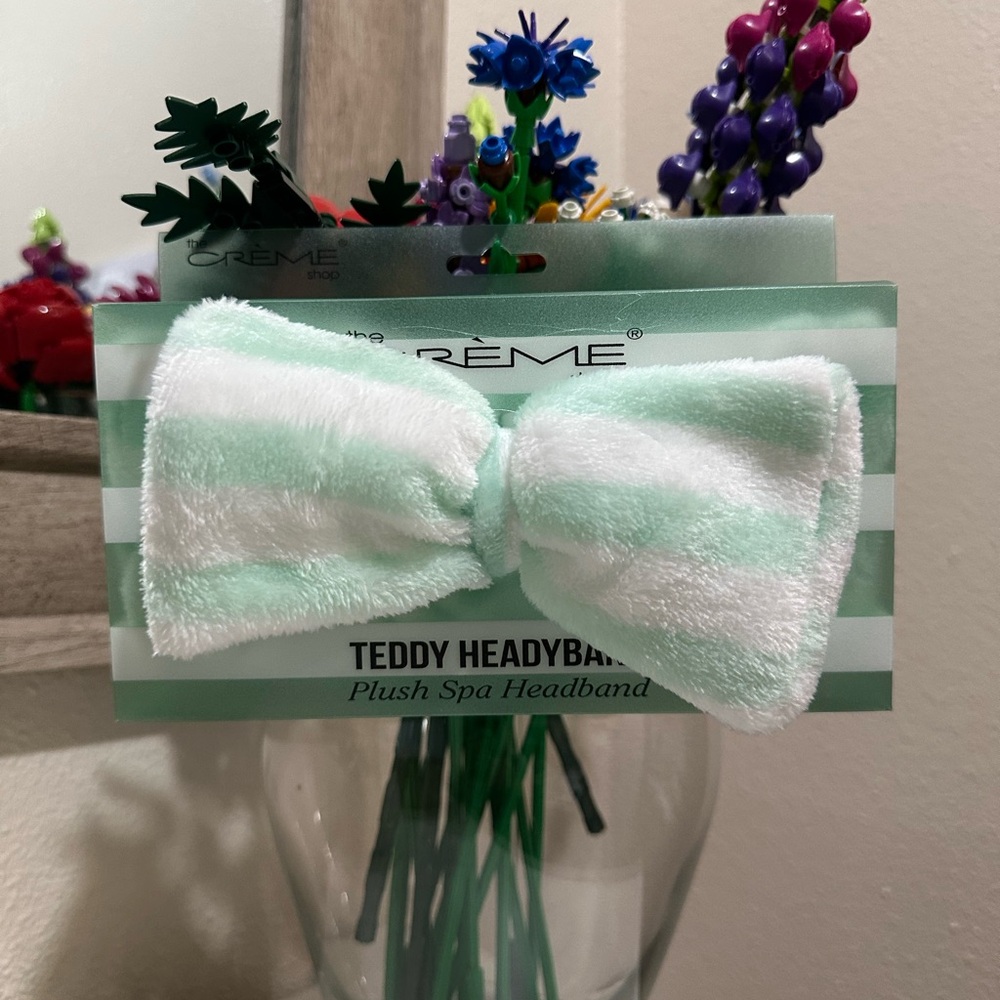 Crème Plush Spa Headband - Mint Green and White
